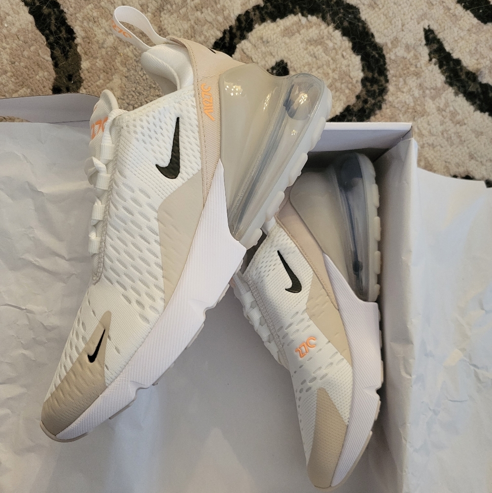 Nike Air Max 270 Sneakers